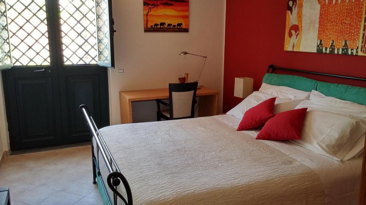 Bed and Breakfast La Casa Del Melograno Санта-Венерина Экстерьер фото