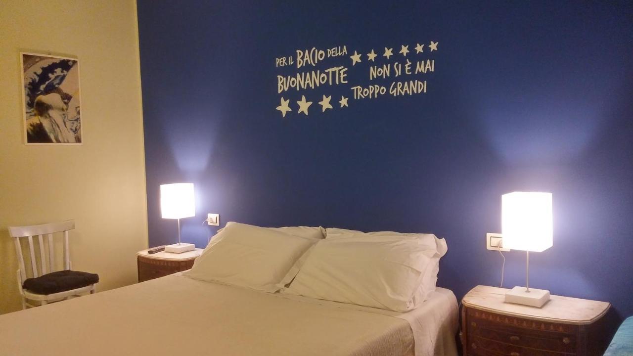 Bed and Breakfast La Casa Del Melograno Санта-Венерина Экстерьер фото