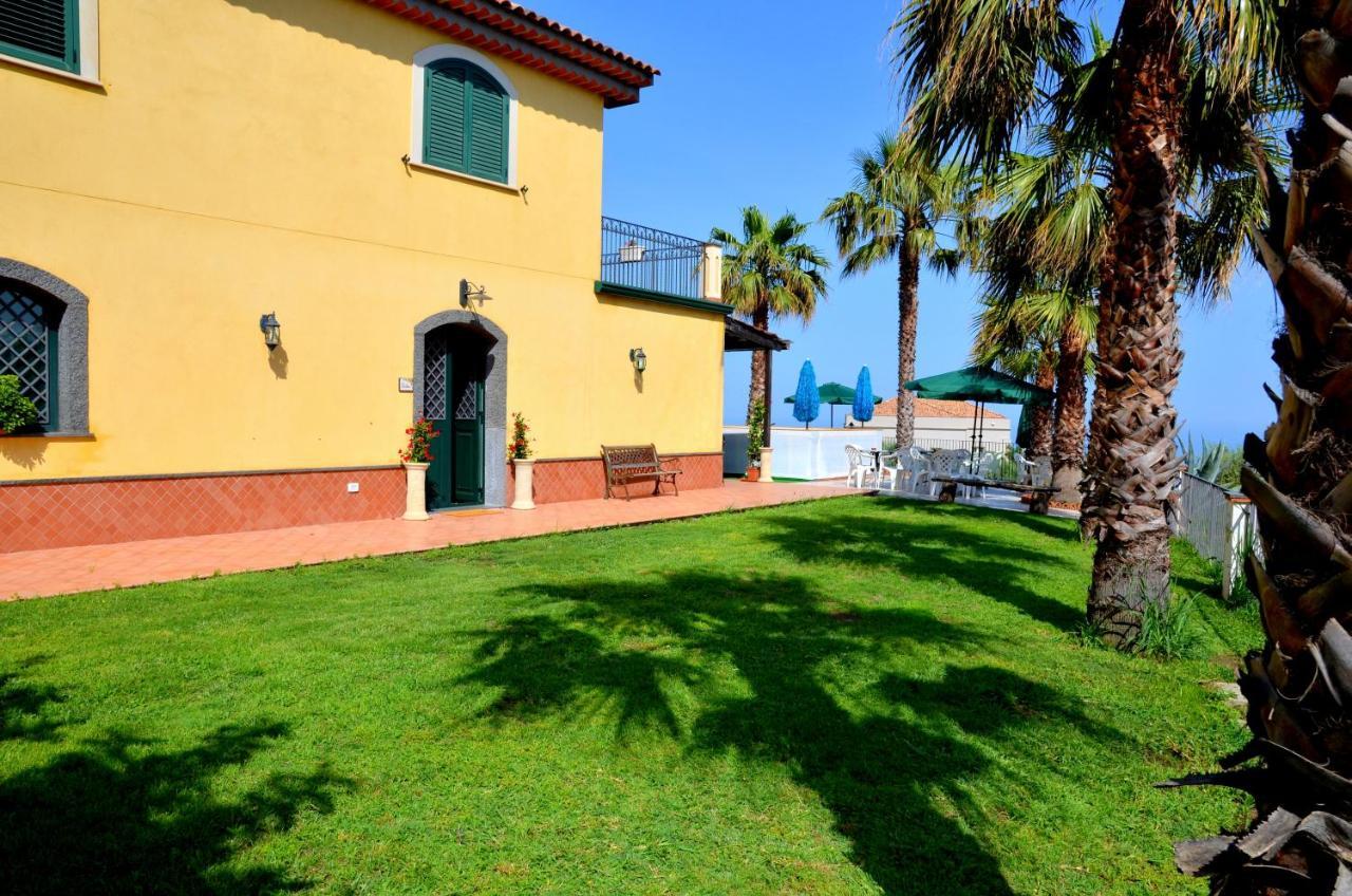 Bed and Breakfast La Casa Del Melograno Санта-Венерина Экстерьер фото