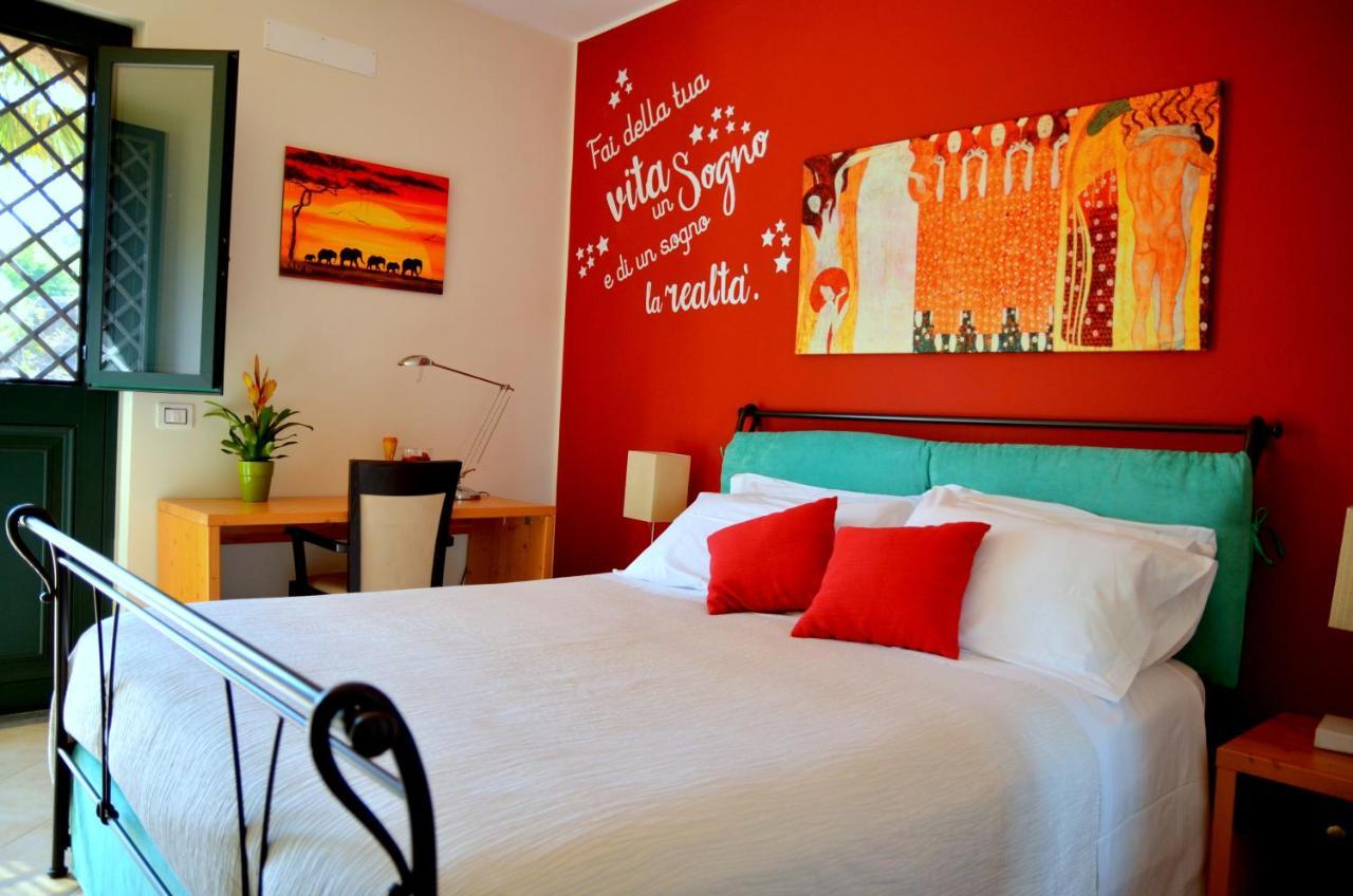 Bed and Breakfast La Casa Del Melograno Санта-Венерина Экстерьер фото